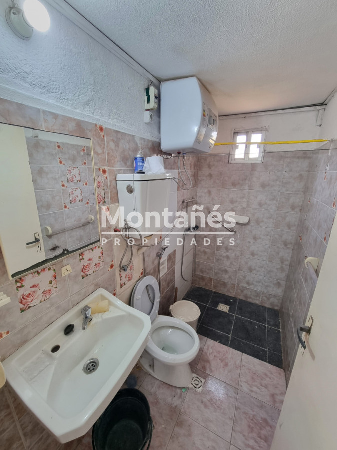 Casa ID.10651 - Alquiler anual - Casa barrio San Martín- 2 dorm.