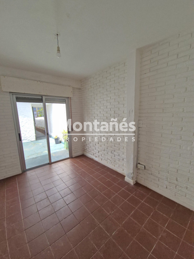 Casa ID.10646 - Venta- Casa + 2 apartamentos en pleno Centro de Maldonado