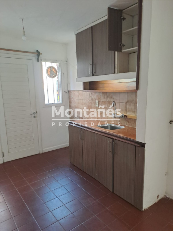 Casa ID.10646 - Venta- Casa + 2 apartamentos en pleno Centro de Maldonado