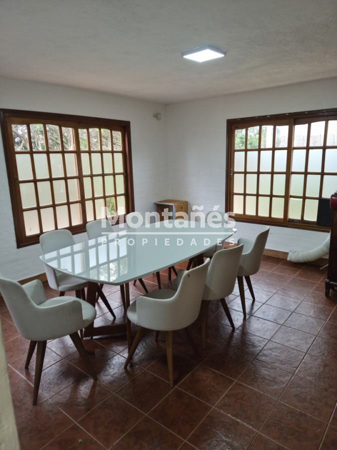 Casa ID.10657 - Aqluiler anual: Casa quincho a 150 mt del mar Pda 37 mansa.