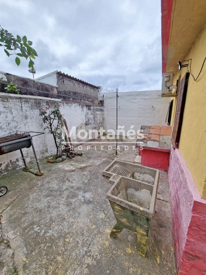 Casa ID.10651 - Alquiler anual - Casa barrio San Martín- 2 dorm.