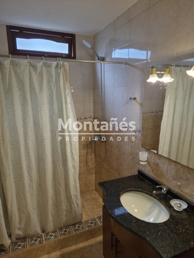 Casa ID.10657 - Aqluiler anual: Casa quincho a 150 mt del mar Pda 37 mansa.