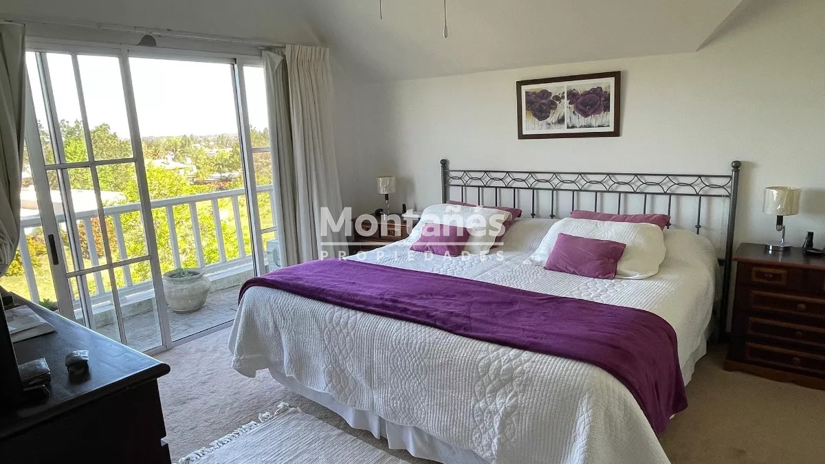 Casa ID.10360 - Espectacular casa en exclusivo barrio privado - CANELONES