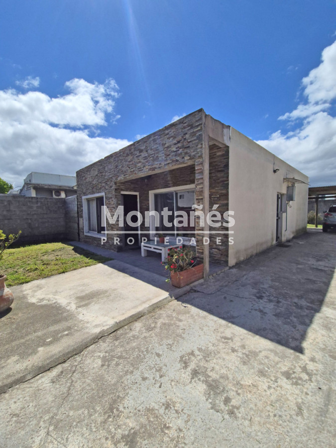 Casa ID.10650 - Casa en Venta barrio La Sonrisa 3 dorm.