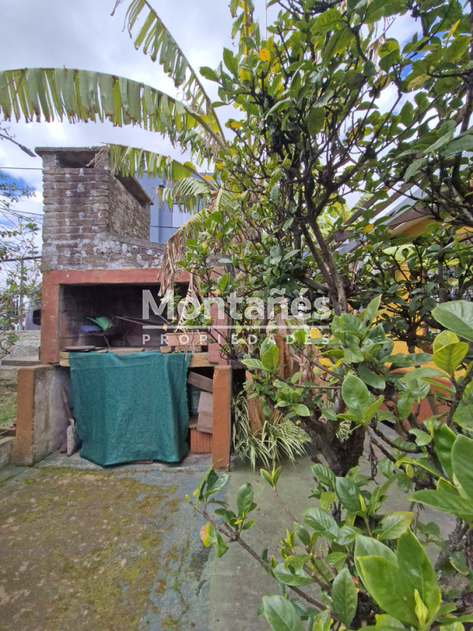 Casa ID.10646 - Venta- Casa + 2 apartamentos en pleno Centro de Maldonado