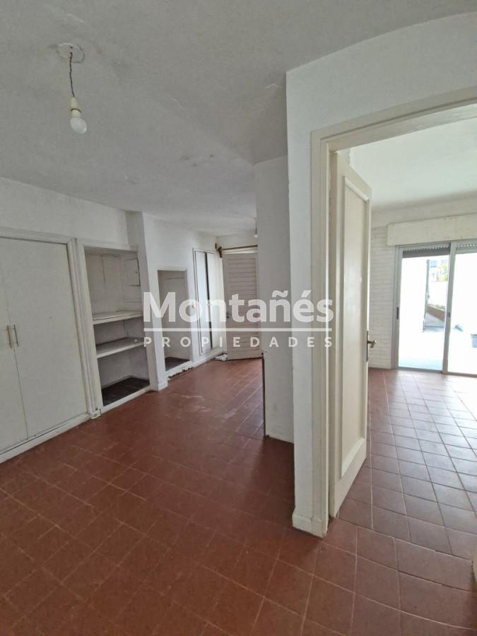 Casa ID.10646 - Venta- Casa + 2 apartamentos en pleno Centro de Maldonado