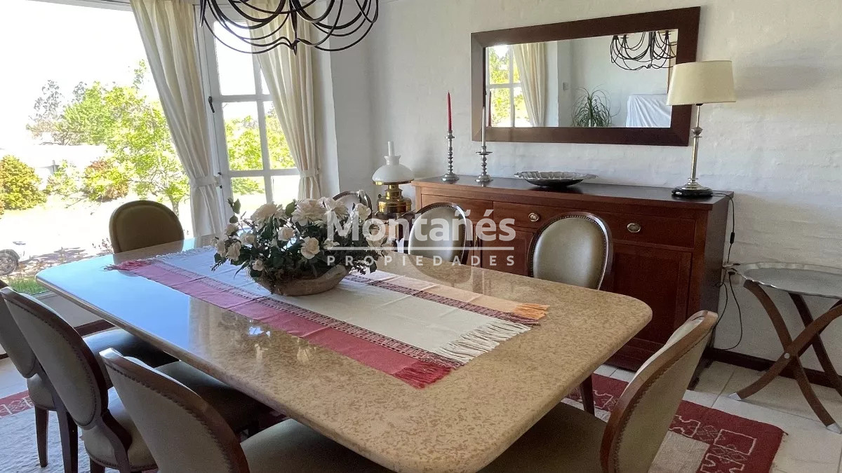 Casa ID.10360 - Espectacular casa en exclusivo barrio privado - CANELONES