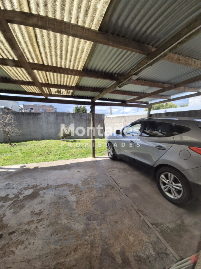 Casa ID.10650 - Casa en Venta barrio La Sonrisa 3 dorm.