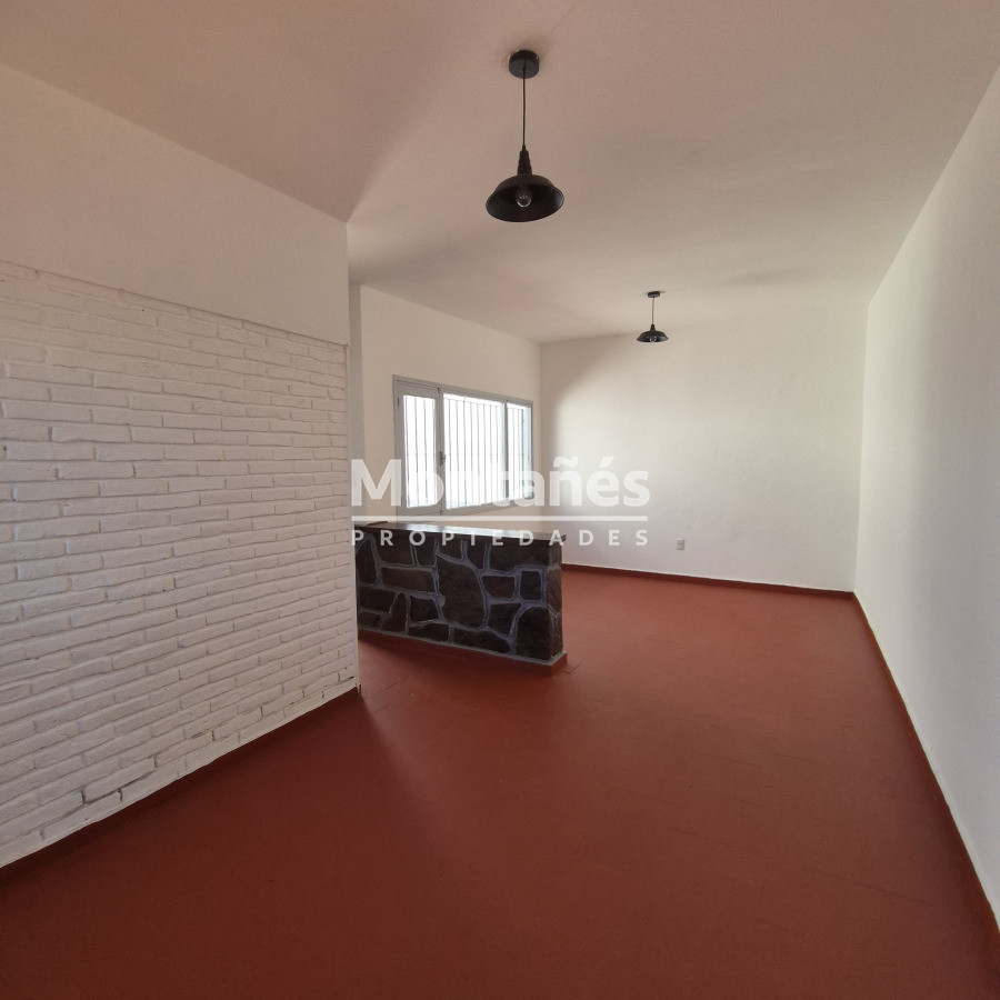 Casa ID.10459 - Casa en Alquiler en el centro de Maldonado