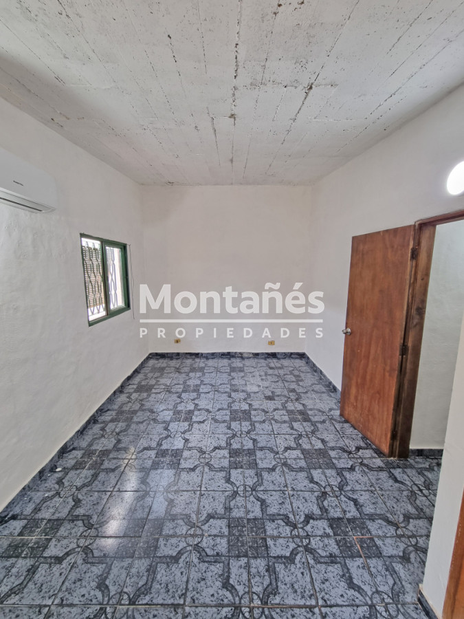 Casa ID.10651 - Alquiler anual - Casa barrio San Martín- 2 dorm.
