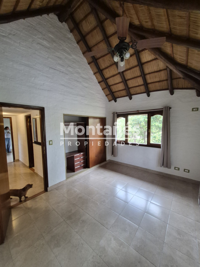 Casa ID.10657 - Aqluiler anual: Casa quincho a 150 mt del mar Pda 37 mansa.