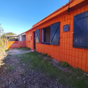 Casa en barrio INVE impecable estado!!!!