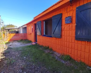 Casa en barrio INVE impecable estado!!!!