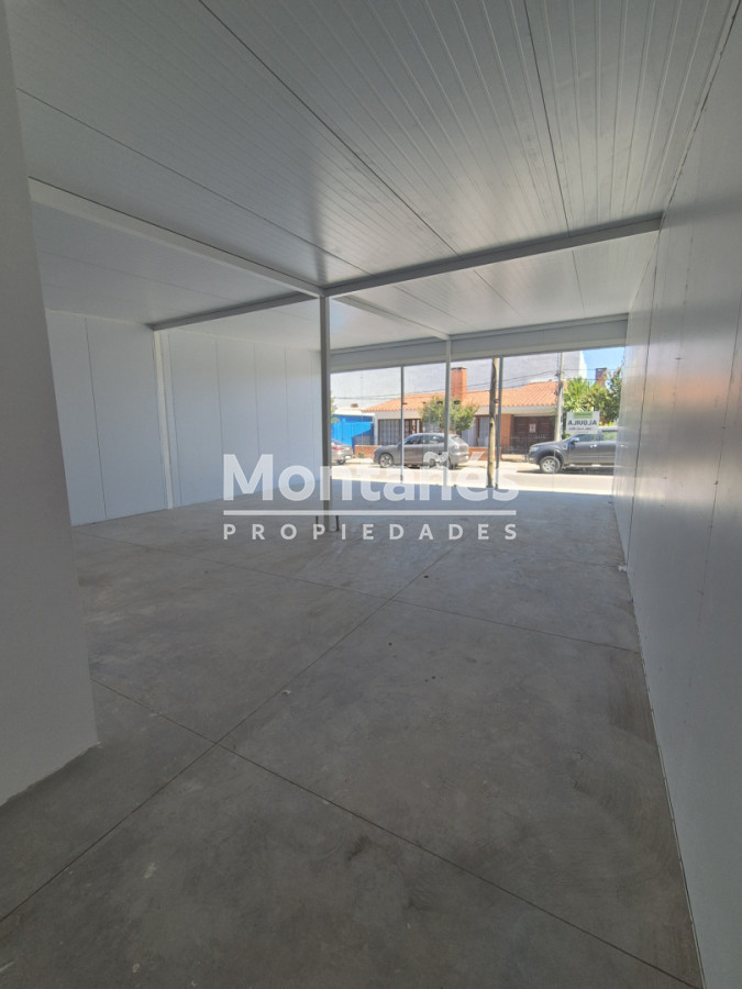 Local Comercial ID.10448 - Espectacular oferta Lanzamiento!!! Locales Comerciales Centro de Maldonado