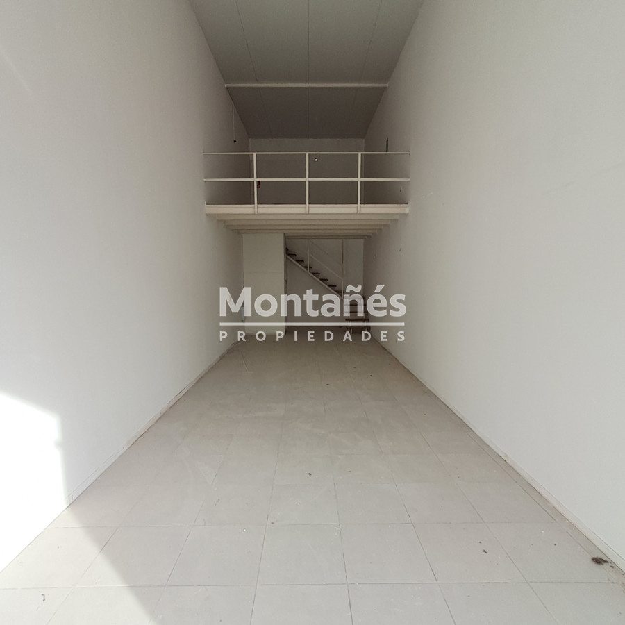 Local Comercial ID.10634 - Alquiler ¡El espacio ideal para hacer crecer tu negocio!