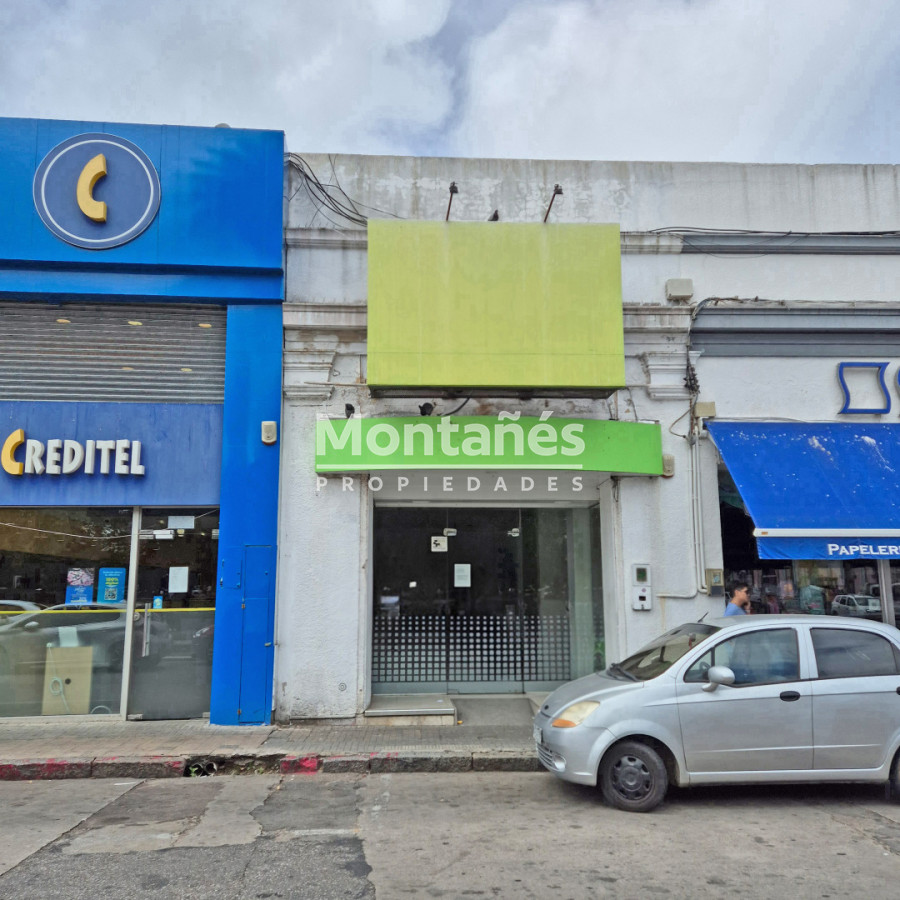 Local Comercial ID.10508 - Centro de Maldonado | Local Ideal para Potenciar tu Marca