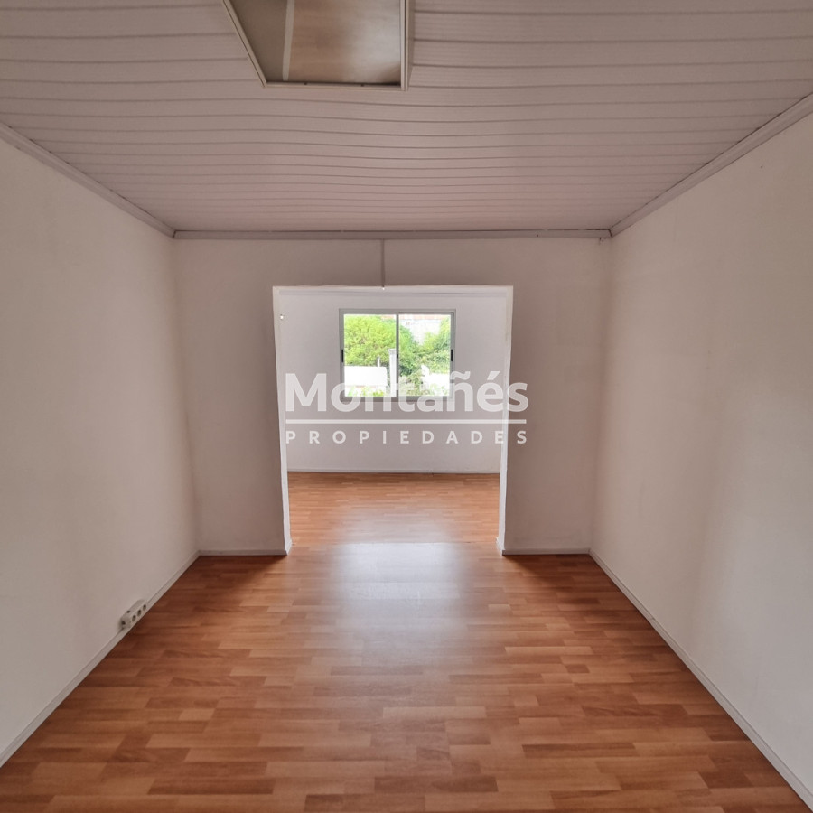 Local Comercial ID.10586 - 🚀 LOCAL COMERCIAL EN PEATONAL SARANDÍ - MÁXIMA EXPOSICIÓN