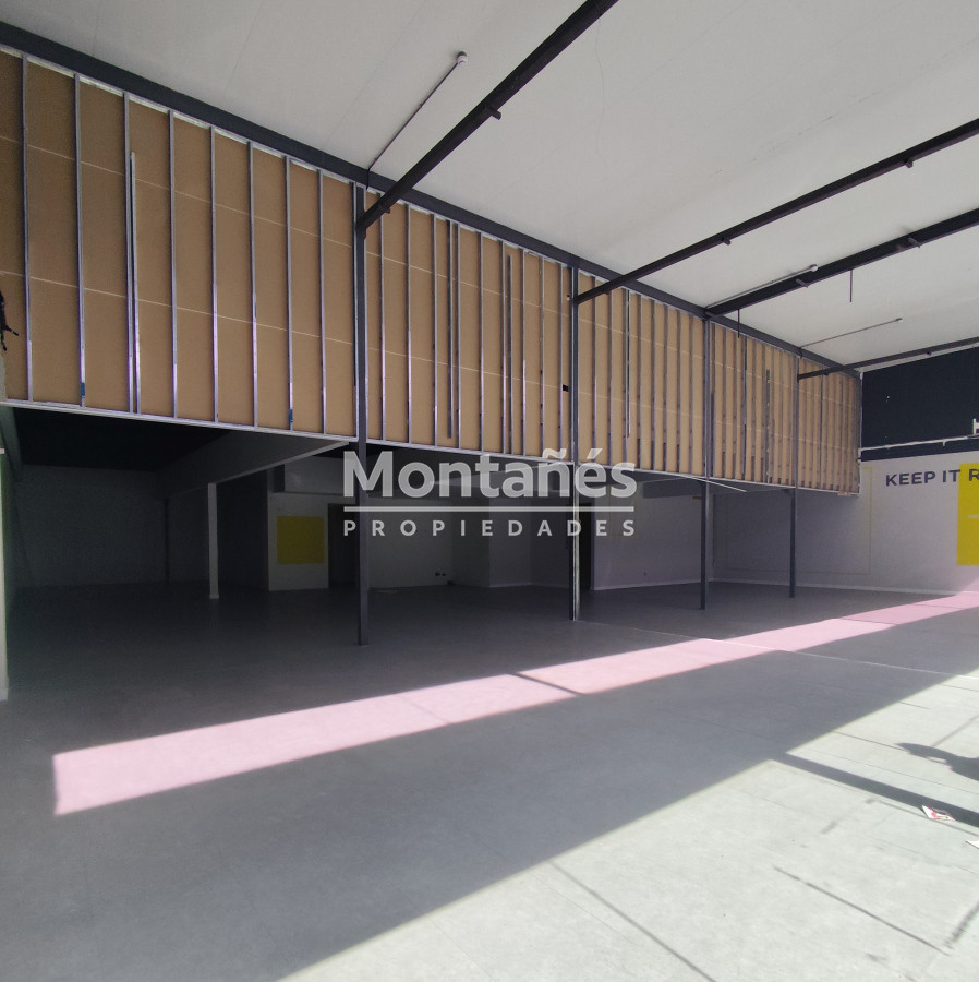 Local Comercial ID.10262 - Espectaculares locales comerciales