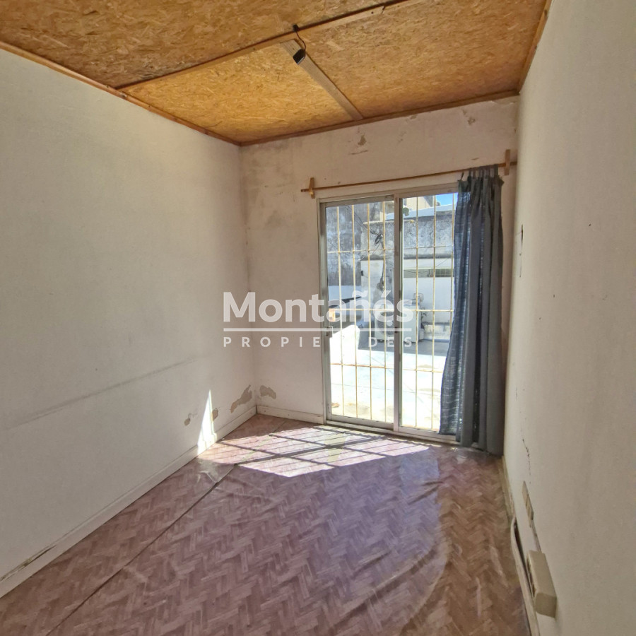 Local Comercial ID.10508 - Centro de Maldonado | Local Ideal para Potenciar tu Marca