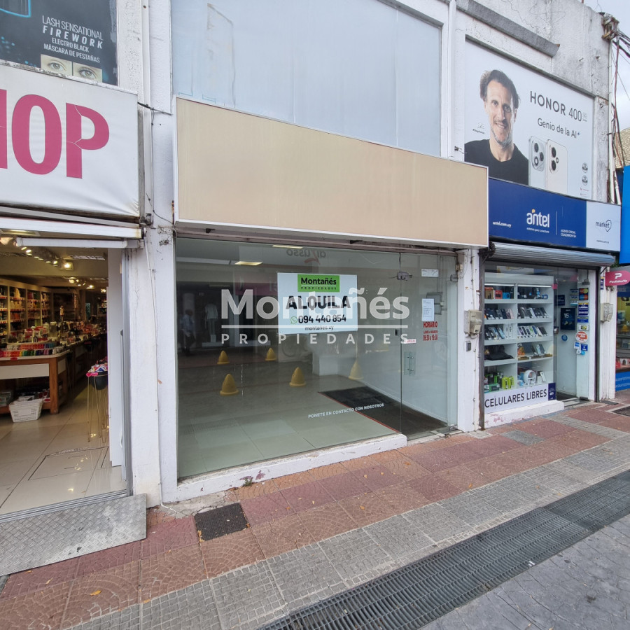 Local Comercial ID.10586 - 🚀 LOCAL COMERCIAL EN PEATONAL SARANDÍ - MÁXIMA EXPOSICIÓN