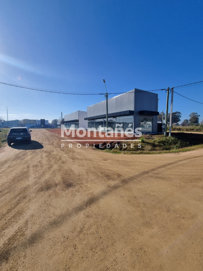 Local Comercial ID.10585 - 🔥 Próxima apertura: Ultimos 2 locales premium en Av. Lussich