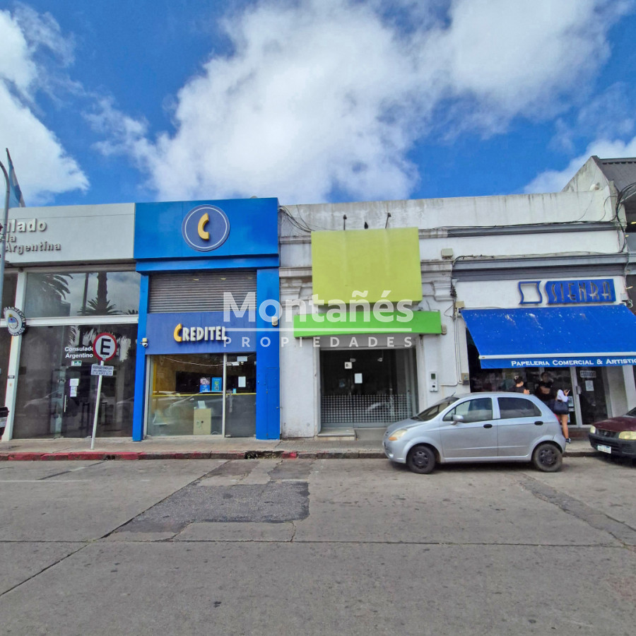 Local Comercial ID.10508 - Centro de Maldonado | Local Ideal para Potenciar tu Marca