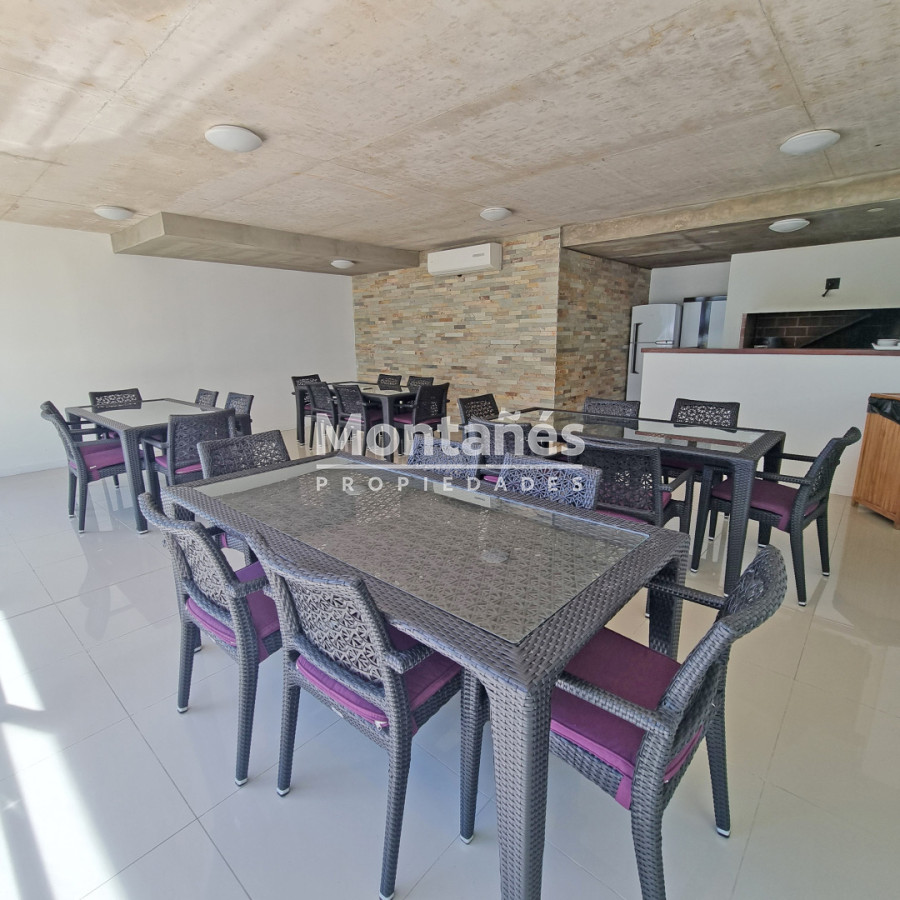Apartamento ID.10252 - Apartamento en Primera Línea Pinares