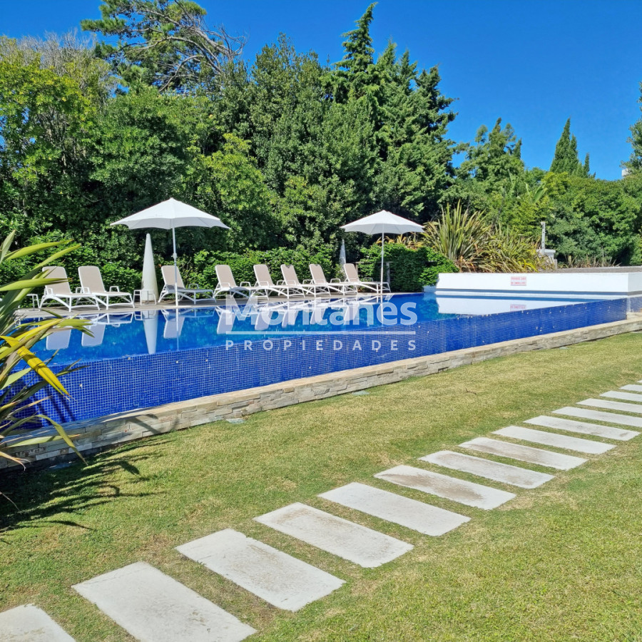 Apartamento ID.10252 - Apartamento en Primera Línea Pinares