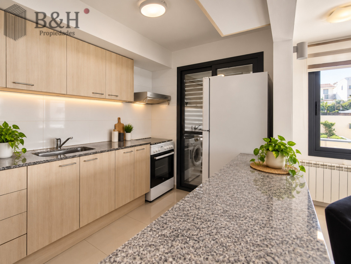 Apartamento ID.7544 - Apartamento en venta, 3 dormitorios, centro de Maldonado