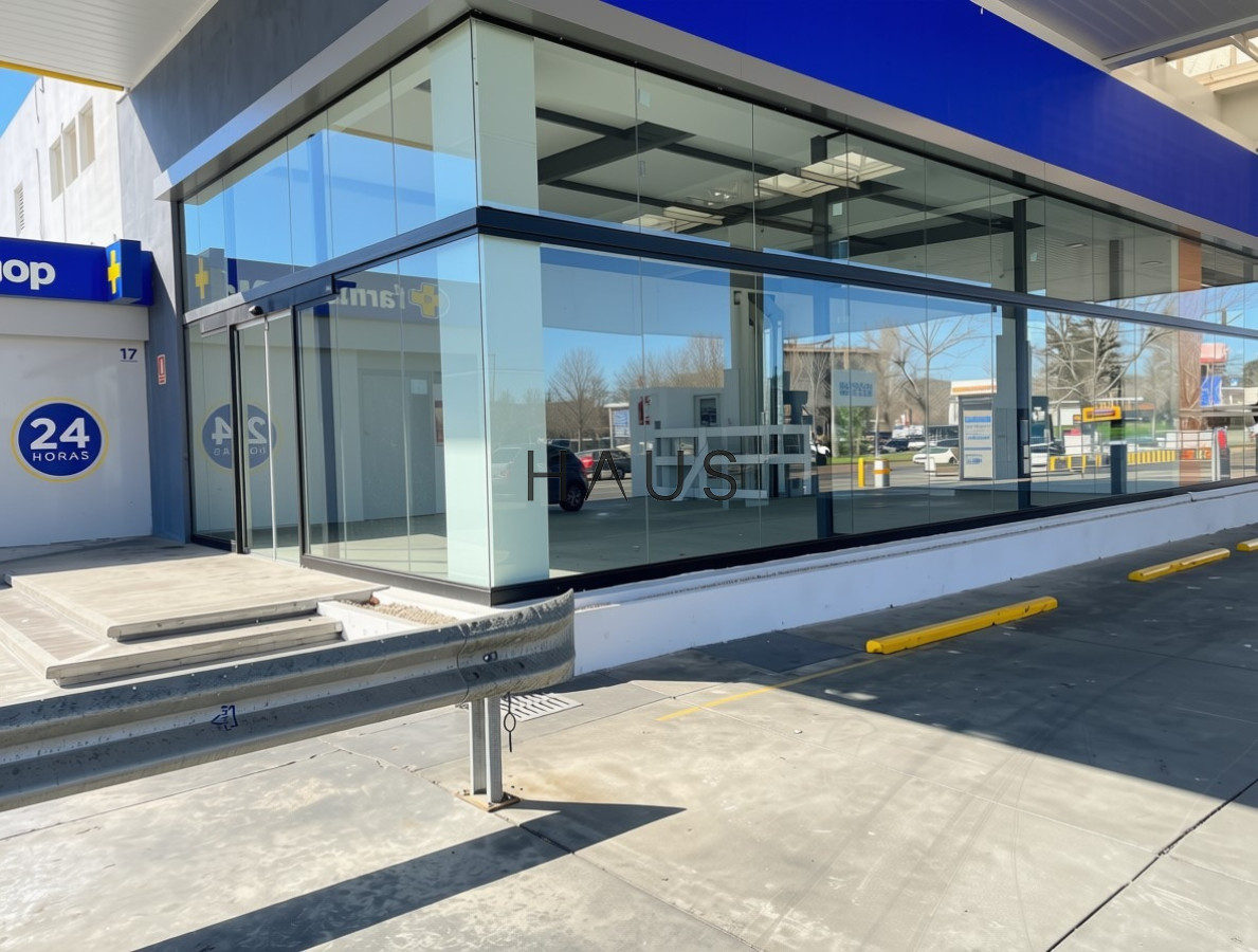 Local Comercial ID.945 - Local de 149 metros totales en alquiler anual 