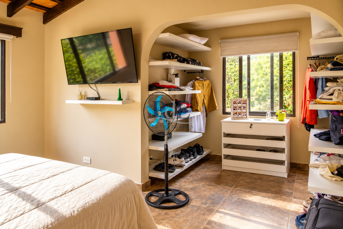 En venta casa de 3 Dormitorios en Jardines de Córdoba - Imagen 31