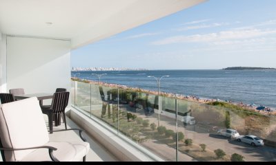 Penthouse duplex en primera linea de la playa mansa