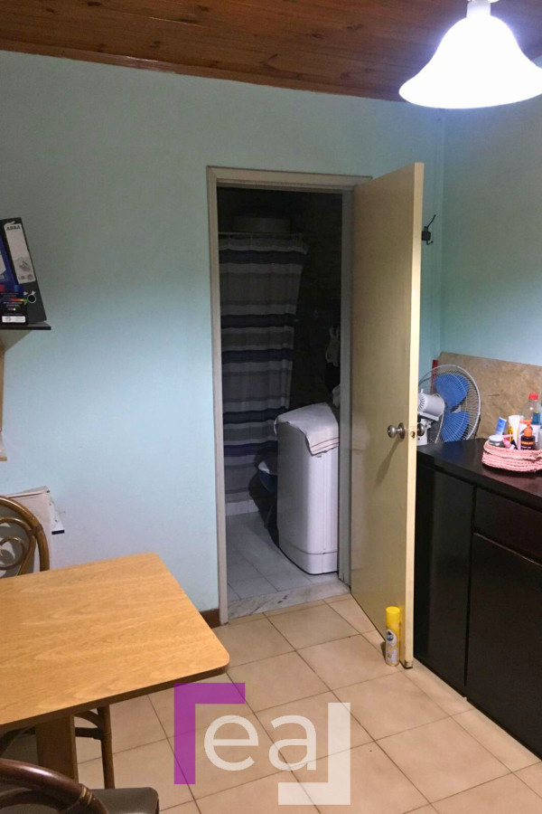 Apartamento ID.301 - Apartamentos en Venta en Ciudad Vieja  padrón único con 4 unidades 