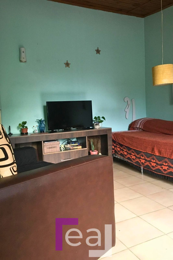 Apartamento ID.301 - Apartamentos en Venta en Ciudad Vieja  padrón único con 4 unidades 