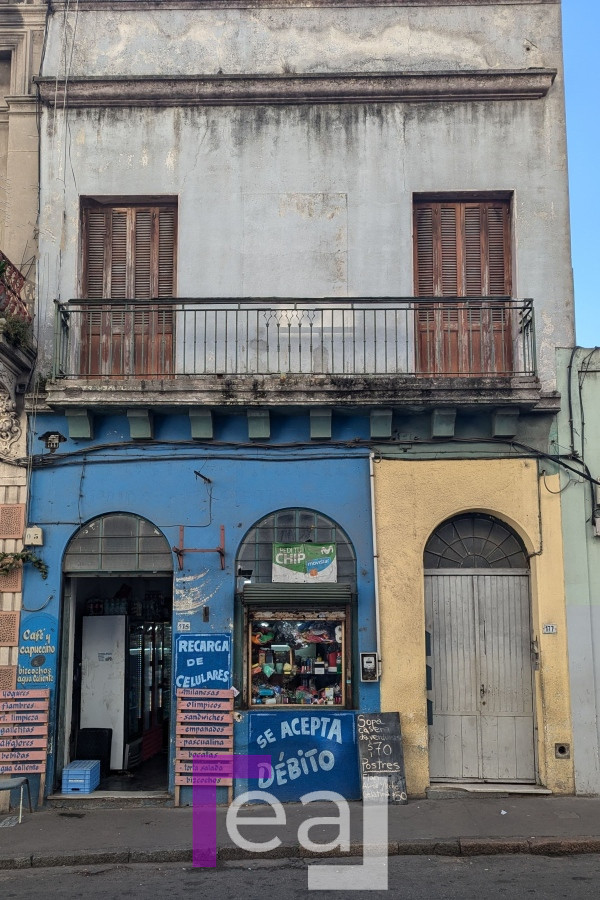 Apartamento ID.301 - Apartamentos en Venta en Ciudad Vieja  padrón único con 4 unidades 