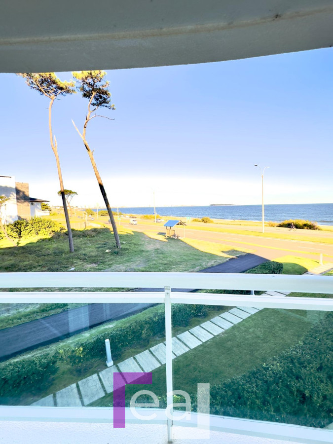 Apartamento ID.224 - Mansa primera linea - 3 suites y dependencia - Full Amenities 