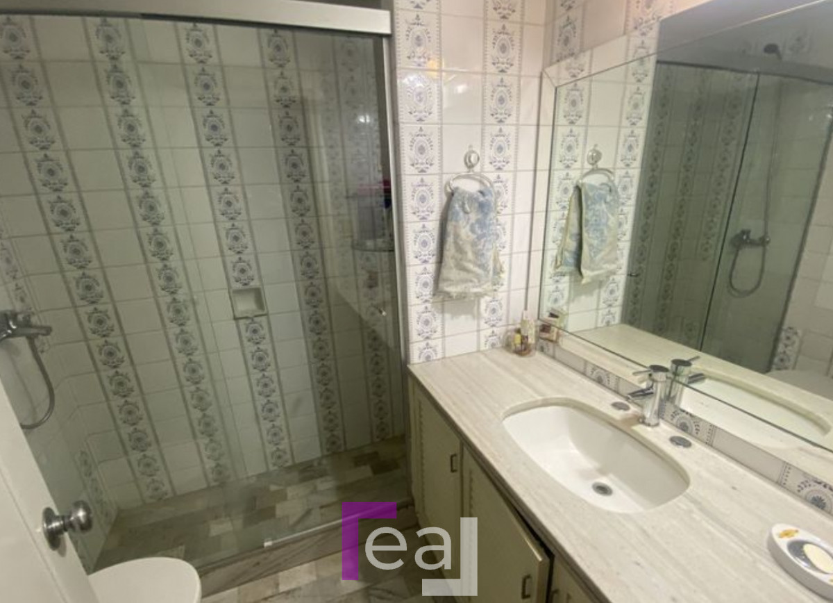 Apartamento ID.121 - Apartamento en pleno pocitos 3 dorm 3 baños y servicio