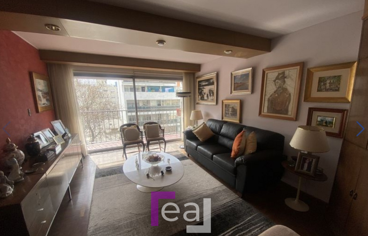 Apartamento ID.121 - Apartamento en pleno pocitos 3 dorm 3 baños y servicio