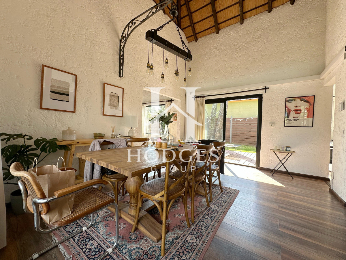 Casa ID.221 - Casa en Venta de 4 Dormitorios ubicada en Pinares, Punta del Este