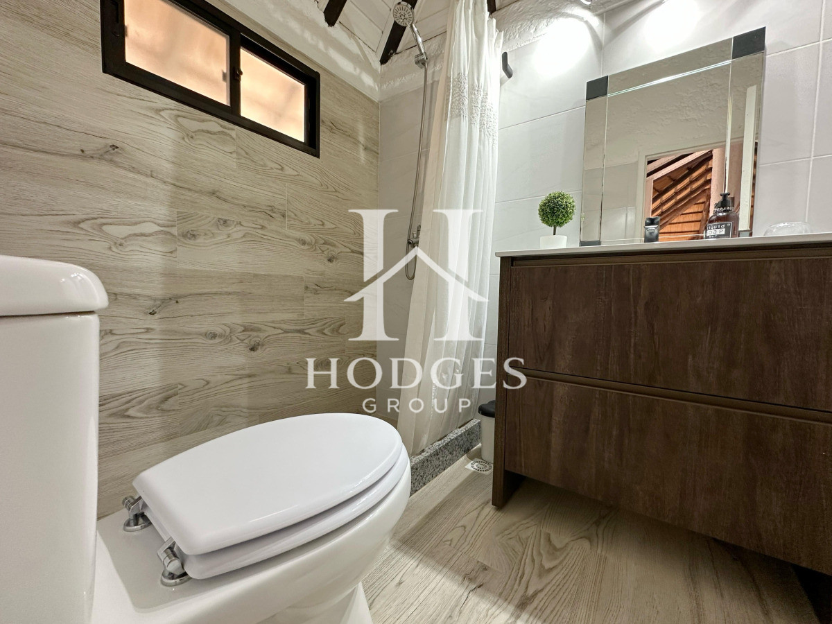 Casa ID.221 - Casa en Venta de 4 Dormitorios ubicada en Pinares, Punta del Este