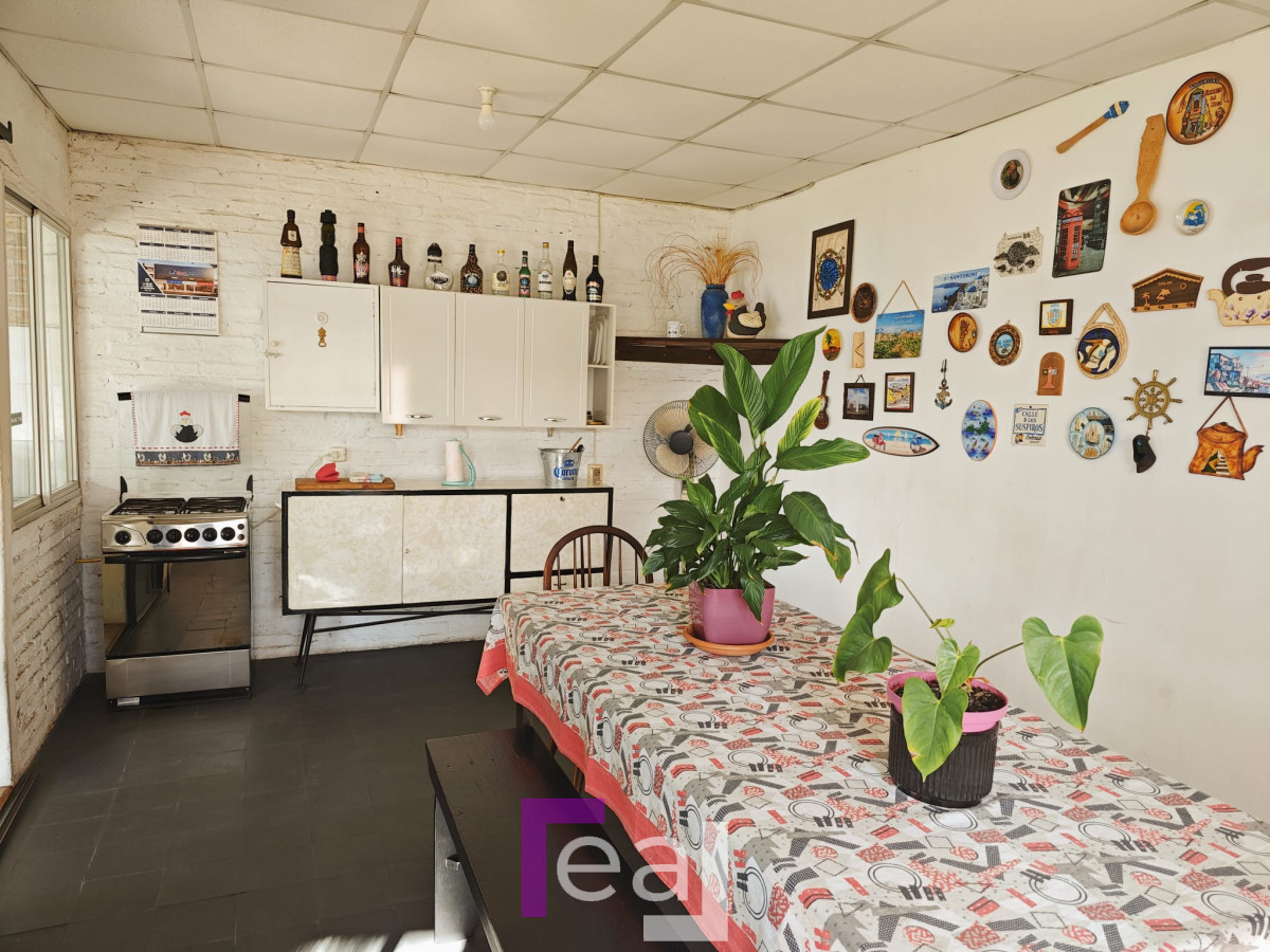 Casa ID.60 - Casa en venta Perez Castellanos , proximo a Antel Arena