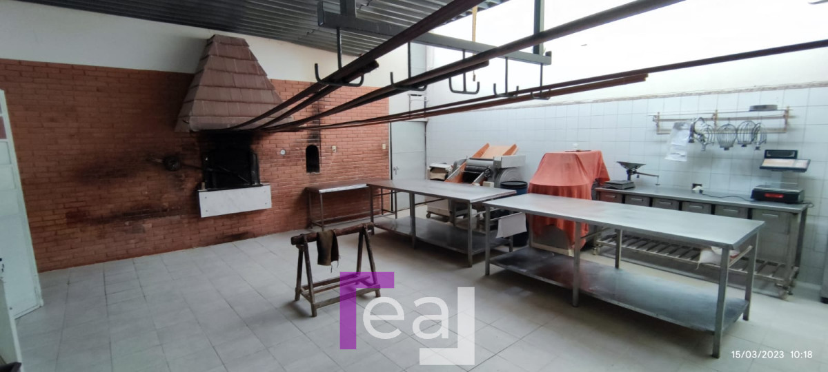 Casa ID.115 - Casa en venta y Panadería funcionando en el mismo padrón