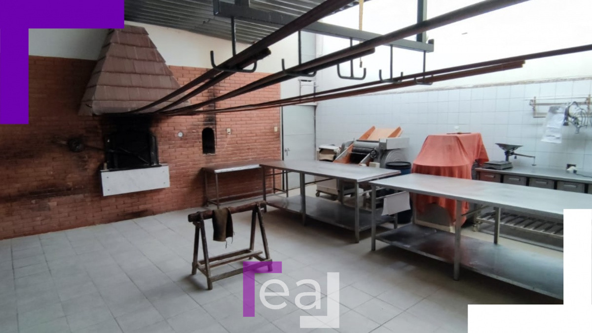 Casa ID.115 - Casa en venta y Panadería funcionando en el mismo padrón