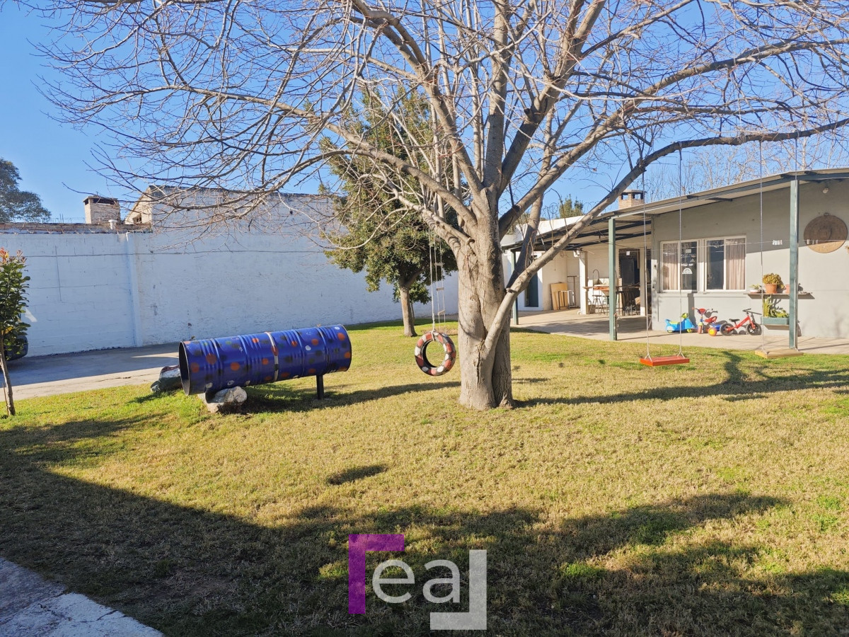 Casa ID.60 - Casa en venta Perez Castellanos , proximo a Antel Arena
