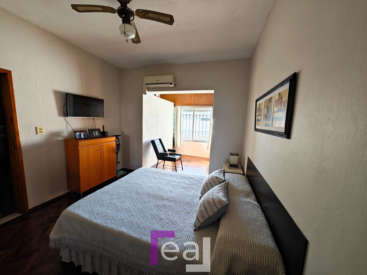 Casa ID.60 - Casa en venta Perez Castellanos , proximo a Antel Arena
