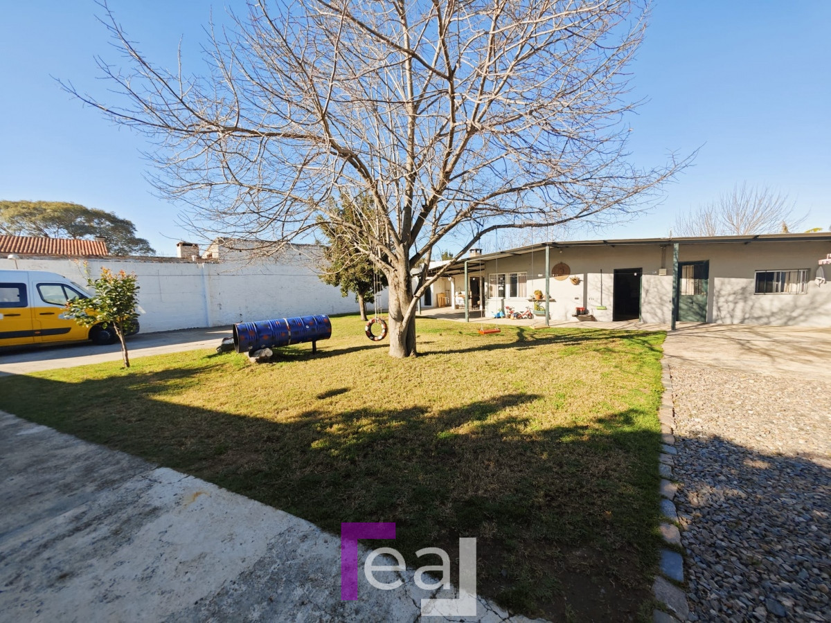 Casa ID.60 - Casa en venta Perez Castellanos , proximo a Antel Arena