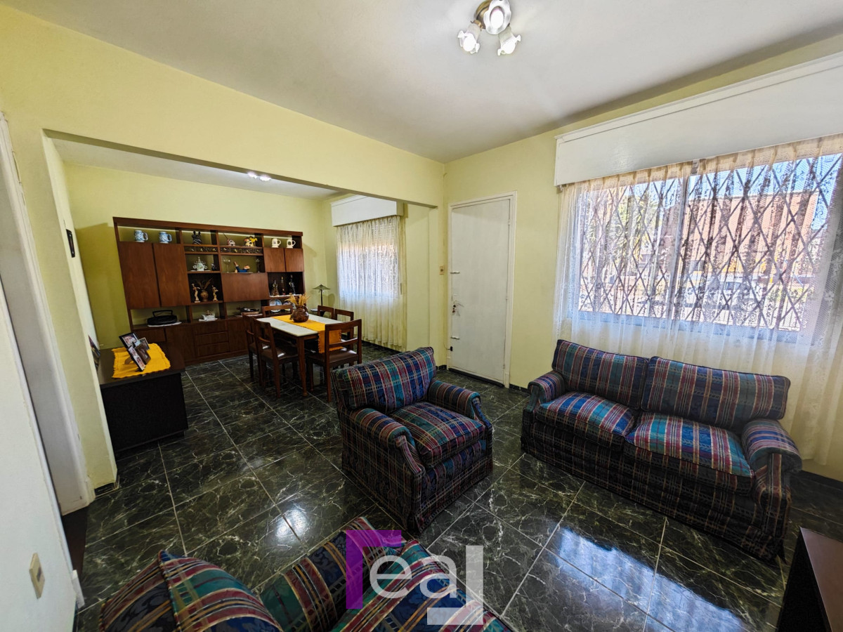 Casa ID.60 - Casa en venta Perez Castellanos , proximo a Antel Arena