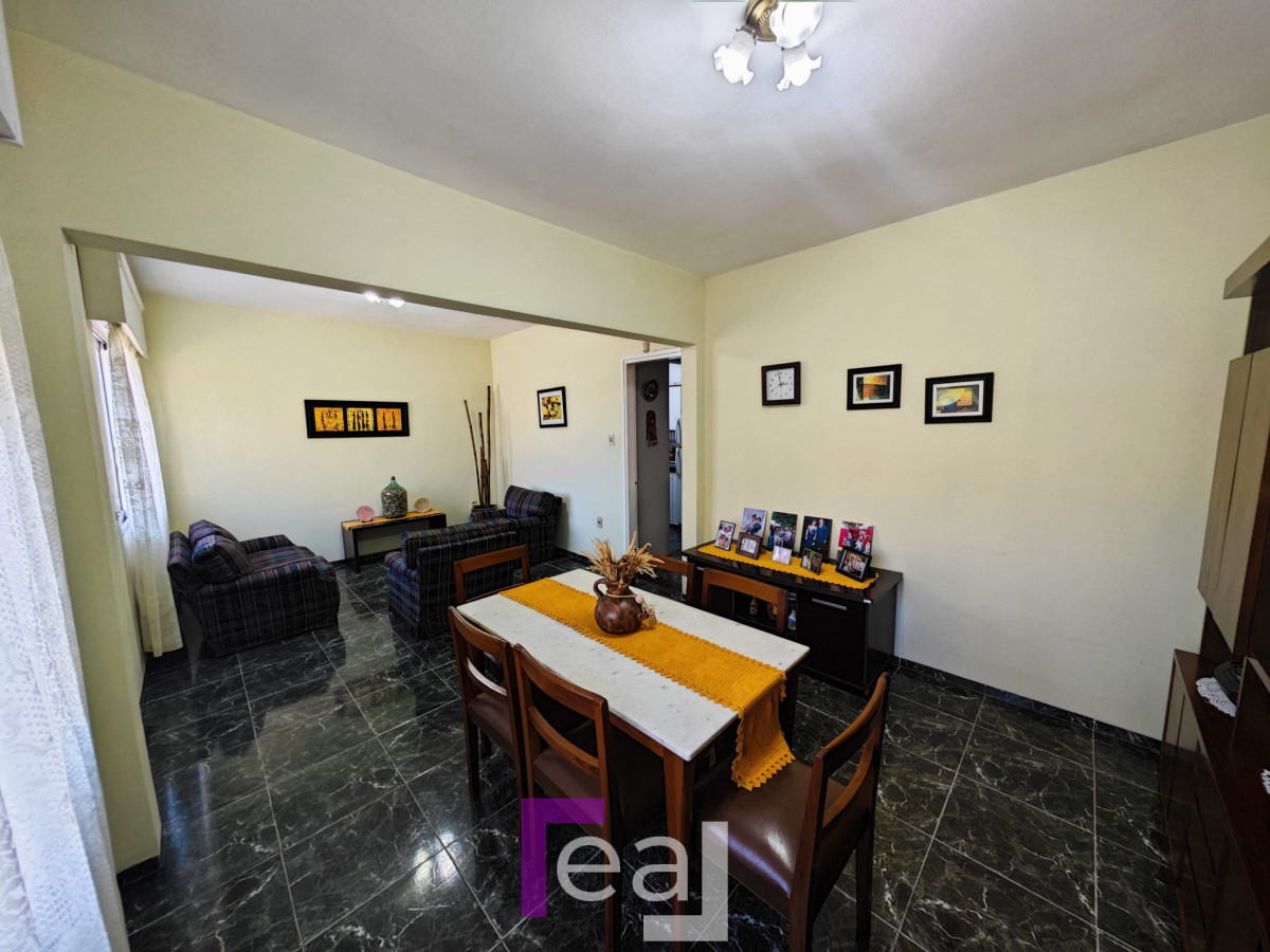 Casa ID.60 - Casa en venta Perez Castellanos , proximo a Antel Arena