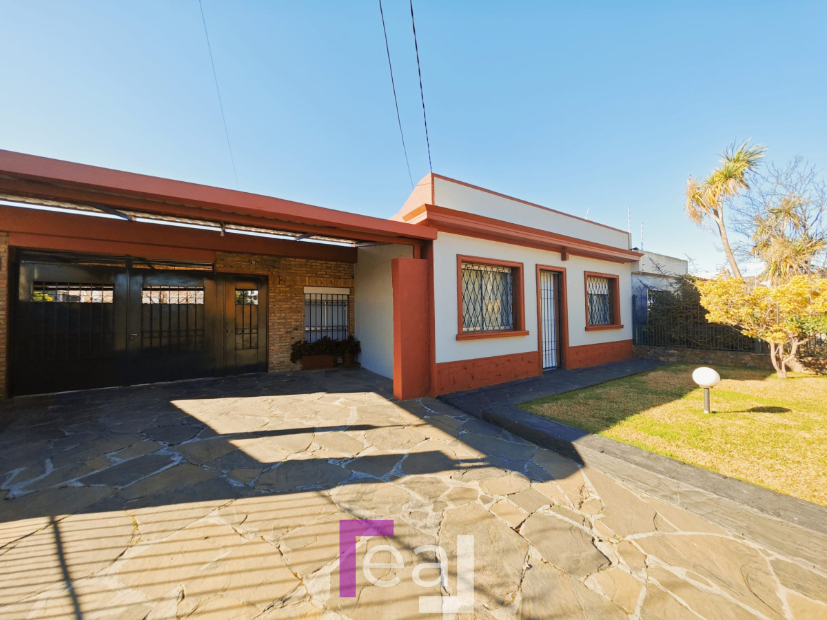 Casa ID.60 - Casa en venta Perez Castellanos , proximo a Antel Arena