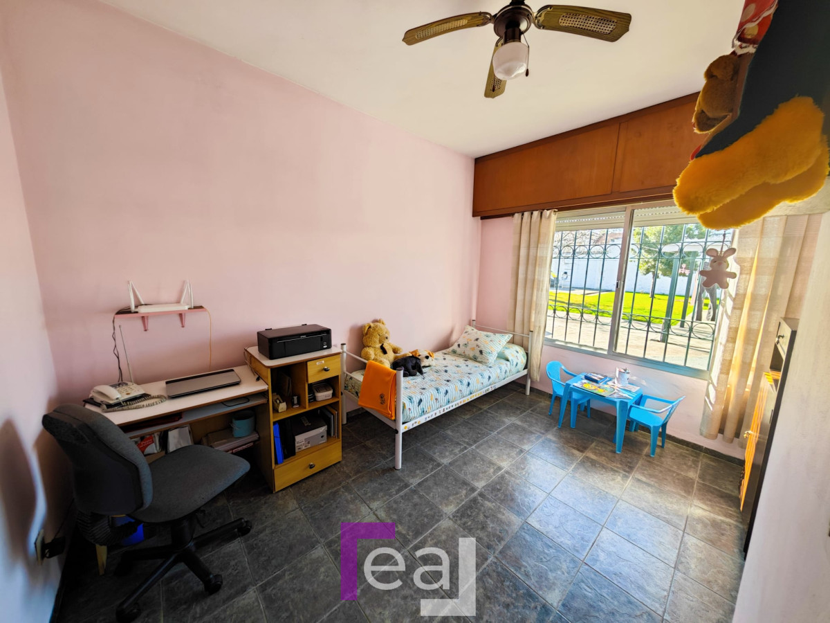 Casa ID.60 - Casa en venta Perez Castellanos , proximo a Antel Arena